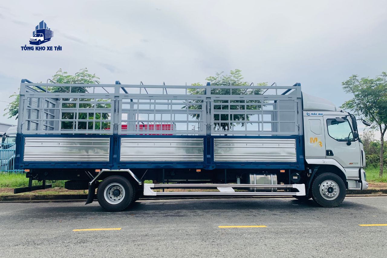 ChengLong M3 200HP (6 Máy) Thùng 8m3 Tải 8.5 Tấn